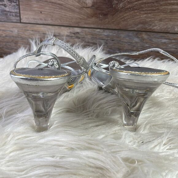 Apt 9 Silver Strappy Open Toe Heel with Rhinstone Decor, Clear Heels, Size 6.5 M - Picture 4 of 10